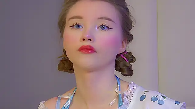 Snapshot of KeiraAsti chatting on 5, 5, 2026 KeiraAsti online show from 5, 5, 2026