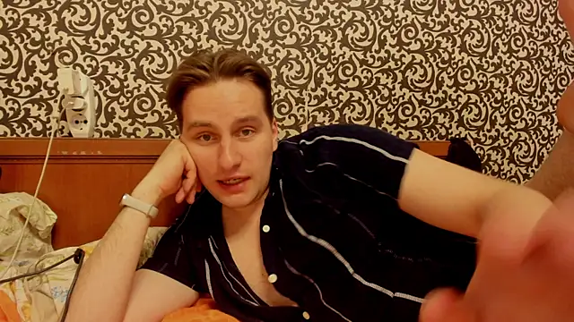 Snapshot of romiosabrino chatting on 16, 4, 2026 romiosabrino online show from 16, 4, 2026