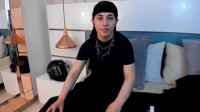 Snapshot of Ashkoreh chatting on 12, 5, 2026 Ashkoreh online show from 12, 5, 2026