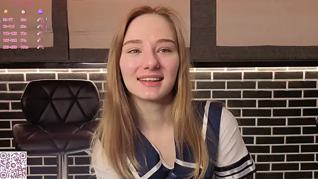 Snapshot of ElvinaRose chatting on 18, 11, 2025 ElvinaRose online show from 18, 11, 2025