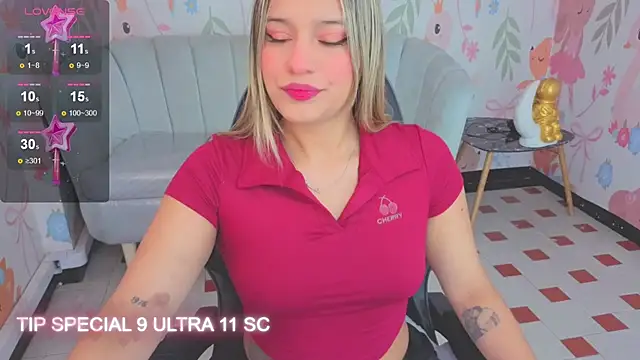 Snapshot of Paris09_v_ chatting on 17, 4, 2026 Paris09 v online show from 17, 4, 2026