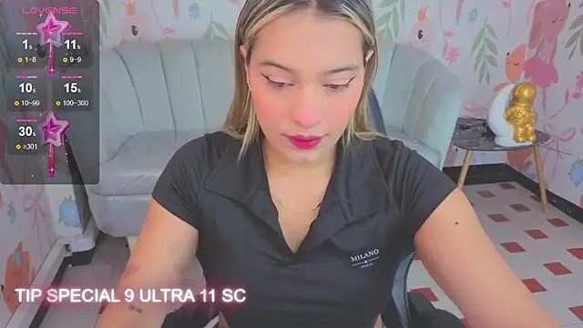 Snapshot of Paris09_v_ chatting on 21, 4, 2026 Paris09 v online show from 21, 4, 2026