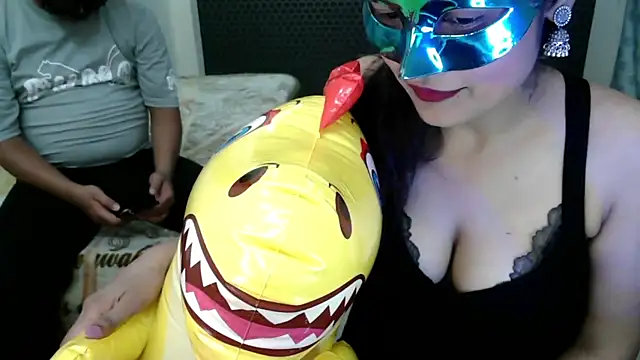 Snapshot of sexyrihana223 chatting on 21, 4, 2026 sexyrihana223 online show from 21, 4, 2026