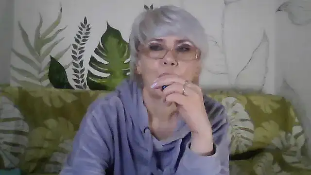 Catty Lady online show from 17, 1, 2026