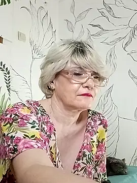 Snapshot of Catty_Lady chatting on 12, 5, 2026 Catty Lady online show from 12, 5, 2026