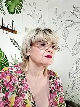 Snapshot of Catty_Lady chatting on 29, 5, 2026 Catty Lady online show from 29, 5, 2026