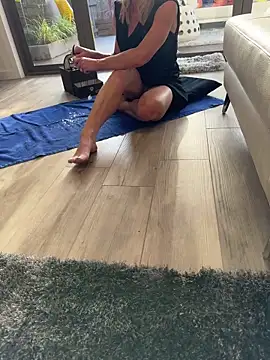 Snapshot of Reacher110565 chatting on 27, 9, 2025 Reacher110565 online show from 27, 9, 2025