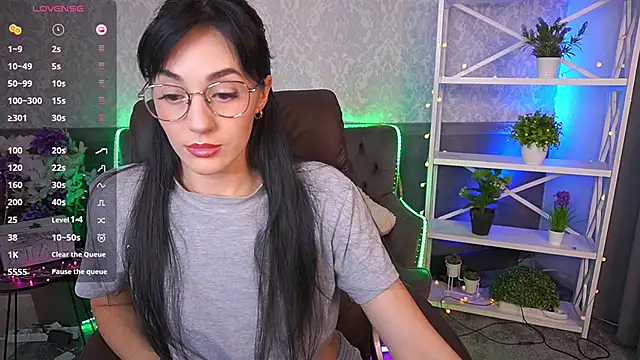 EviLune online show from 19, 11, 2025