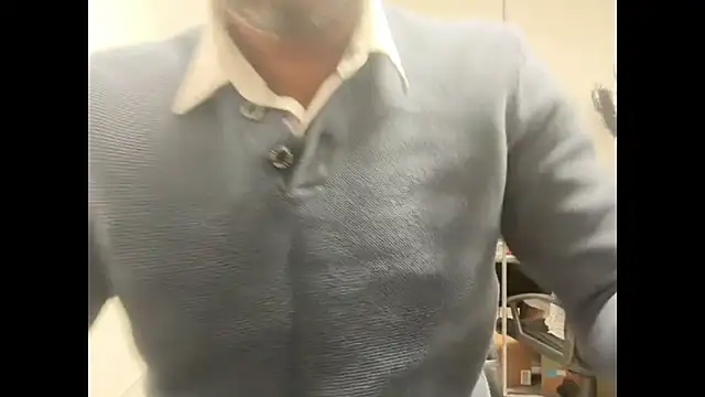 Snapshot of pranastro00 chatting on 6, 4, 2026 pranastro00 online show from 6, 4, 2026