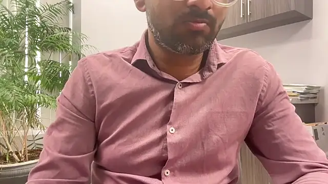 Snapshot of pranastro00 chatting on 9, 4, 2026 pranastro00 online show from 9, 4, 2026