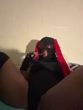 masked doll kashi online show from 4, 12, 2025