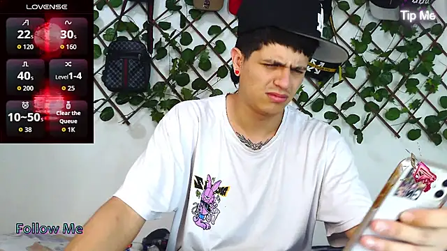 Snapshot of Themasterhades_777 chatting on 12, 4, 2026 Themasterhades 777 online show from 12, 4, 2026