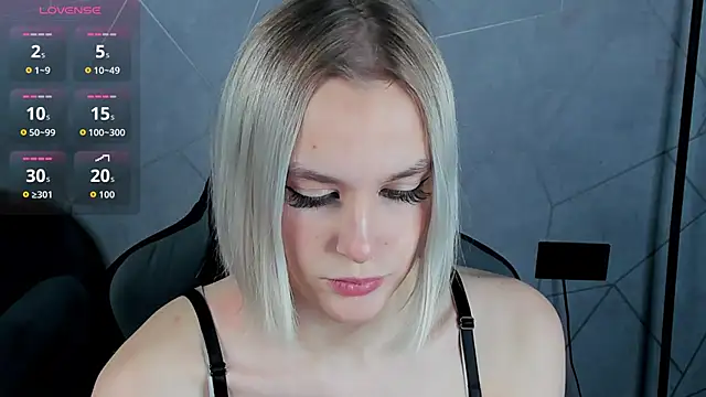 Carolin Miller online show from 3, 12, 2025