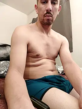 Snapshot of himNIGuys chatting on 9, 3, 2026 himNIGuys online show from 9, 3, 2026