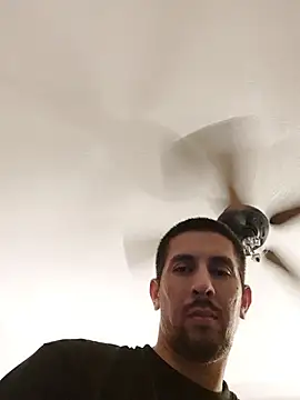 Snapshot of himNIGuys chatting on 28, 3, 2026 himNIGuys online show from 28, 3, 2026