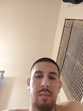 Snapshot of himNIGuys chatting on 7, 4, 2026 himNIGuys online show from 7, 4, 2026