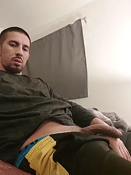 Snapshot of himNIGuys chatting on 10, 4, 2026 himNIGuys online show from 10, 4, 2026