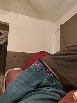 Snapshot of himNIGuys chatting on 13, 4, 2026 himNIGuys online show from 13, 4, 2026