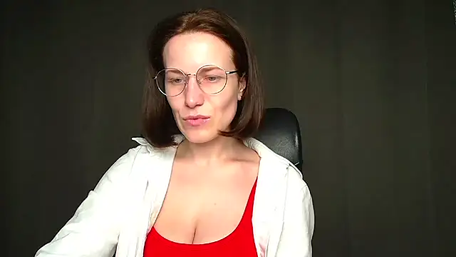 Snapshot of Kelly_Kisss chatting on 25, 4, 2026 Kelly Kisss online show from 25, 4, 2026
