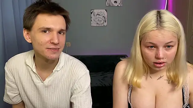 Snapshot of Mia_Sakuraa chatting on 9, 11, 2025 Mia Sakuraa online show from 9, 11, 2025