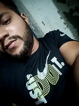 Snapshot of Kartikkartik8595 chatting on 19, 11, 2025 Kartikkartik8595 online show from 19, 11, 2025