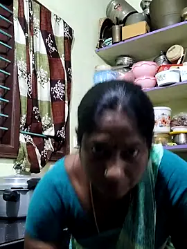 papukurty online show from 4, 3, 2026