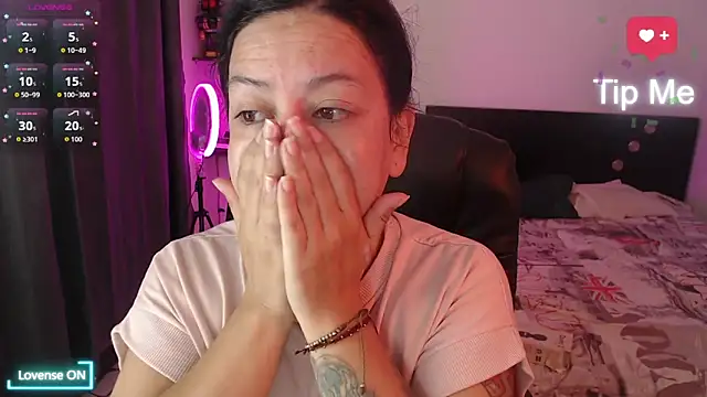 Abbyjoness21 online show from 11, 11, 2025