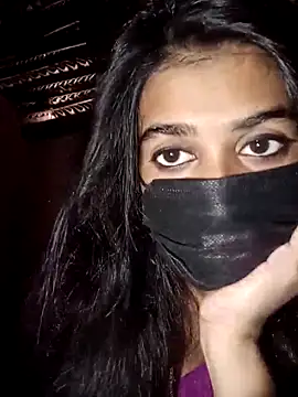 Snapshot of umairahaasan_1 chatting on 14, 11, 2025 umairahaasan 1 online show from 14, 11, 2025