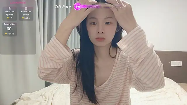 Snapshot of xiao-qinju chatting on 8, 5, 2026 xiao-qinju online show from 8, 5, 2026