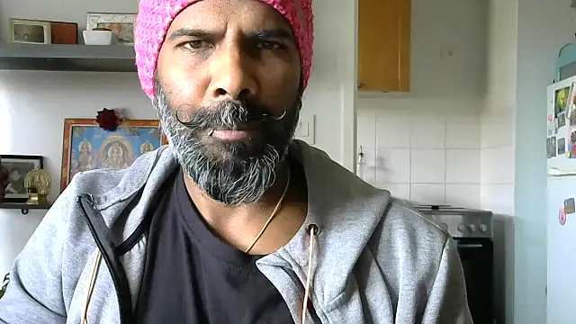 Snapshot of frenchblackc31 chatting on 7, 5, 2026 frenchblackc31 online show from 7, 5, 2026