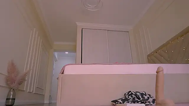 Snapshot of lori_leen_ chatting on 23, 4, 2026 lori leen online show from 23, 4, 2026