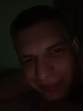 Snapshot of macho1347 chatting on 5, 4, 2026 macho1347 online show from 5, 4, 2026