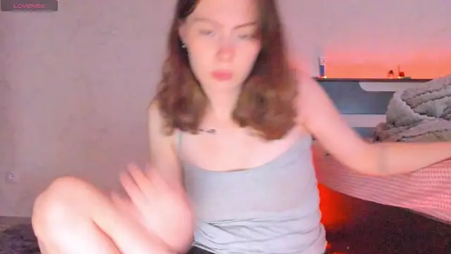 Snapshot of LolaMeddisson chatting on 4, 6, 2026 LolaMeddisson online show from 4, 6, 2026