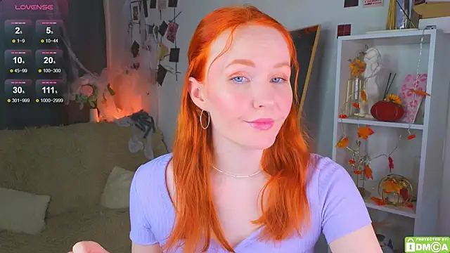 Snapshot of JoyceJones chatting on 2, 11, 2025 JoyceJones online show from 2, 11, 2025