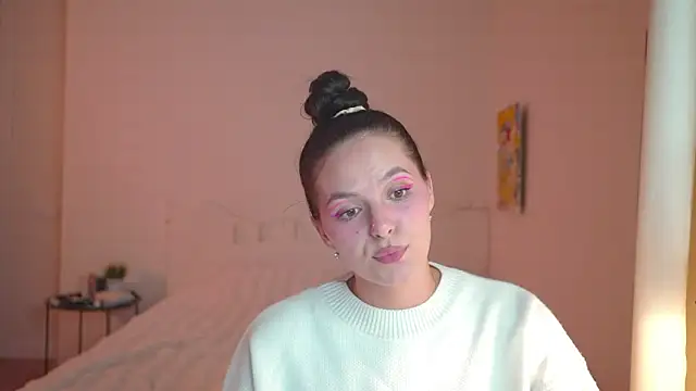 Snapshot of EwelynScott chatting on 4, 10, 2025 EwelynScott online show from 4, 10, 2025