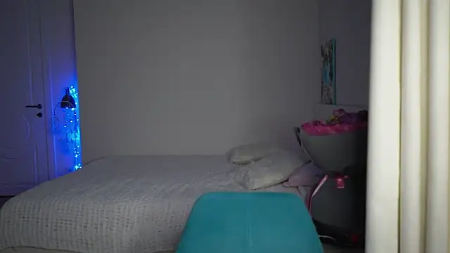 Snapshot of EwelynScott chatting on 17, 11, 2025 EwelynScott online show from 17, 11, 2025