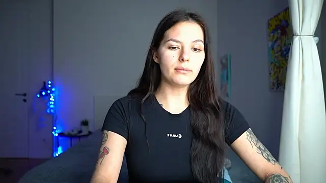 Snapshot of EwelynScott chatting on 3, 12, 2025 EwelynScott online show from 3, 12, 2025