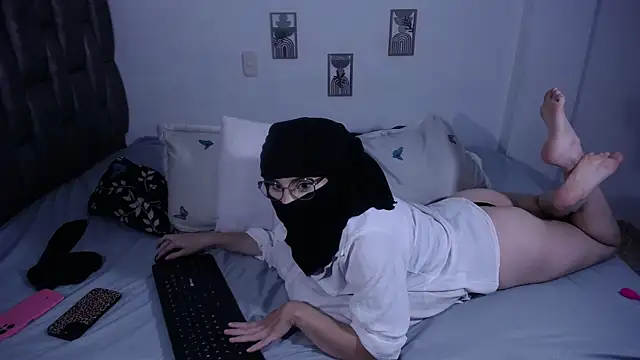 Snapshot of __Nahia chatting on 18, 4, 2026 Nahia online show from 18, 4, 2026