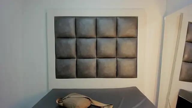 Mia lopez   online show from 16, 9, 2025