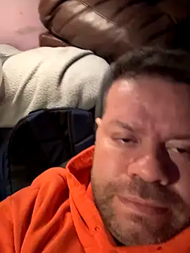 Snapshot of ANDY01114 chatting on 11, 11, 2025 ANDY01114 online show from 11, 11, 2025