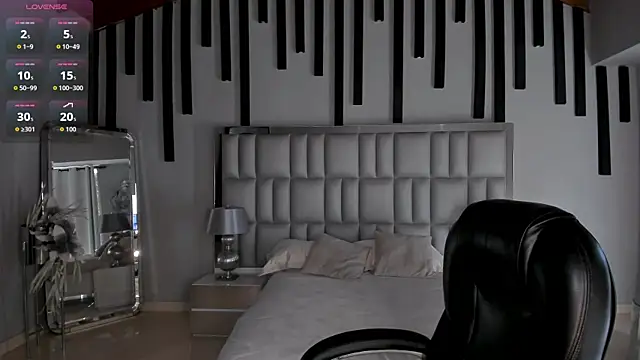 MeganScott online show from 22, 7, 2026