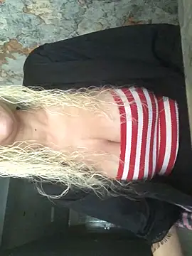 Snapshot of AlevNaz chatting on 24, 4, 2026 AlevNaz online show from 24, 4, 2026