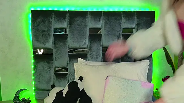 Taurito    online show from 25, 10, 2025