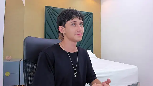 Michael blue online show from 19, 12, 2025