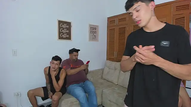 Snapshot of brutal_sex_room2k chatting on 30, 11, 2025 brutal sex room2k online show from 30, 11, 2025