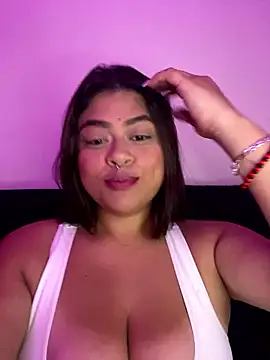 Snapshot of NattashaMore_0719 chatting on 8, 1, 2026 NattashaMore 0719 online show from 8, 1, 2026