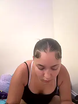 Snapshot of babykalirose chatting on 22, 9, 2025 babykalirose online show from 22, 9, 2025