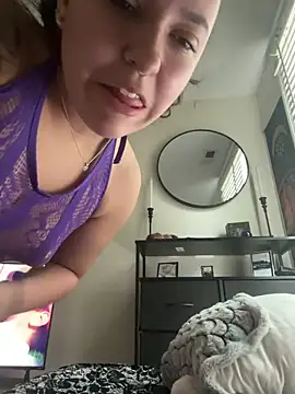Snapshot of babykalirose chatting on 18, 4, 2026 babykalirose online show from 18, 4, 2026