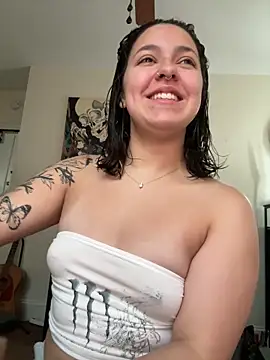 Snapshot of babykalirose chatting on 30, 4, 2026 babykalirose online show from 30, 4, 2026