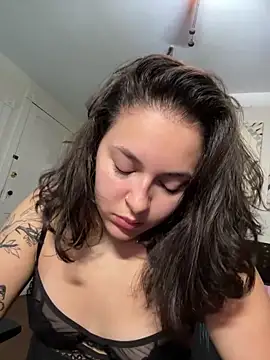 Snapshot of babykalirose chatting on 20, 5, 2026 babykalirose online show from 20, 5, 2026